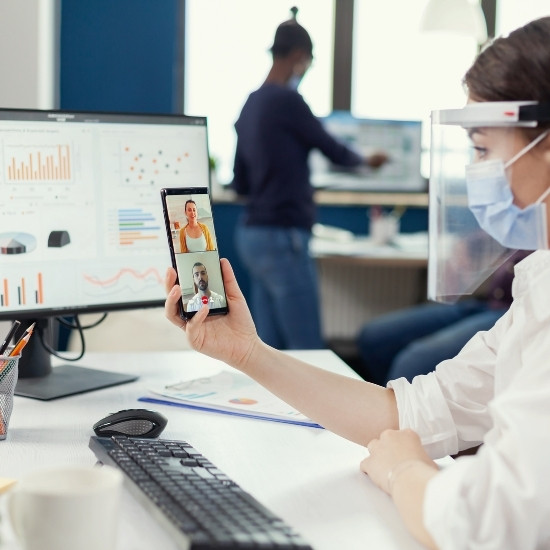 Integrated mobile PHR with telemedicine access