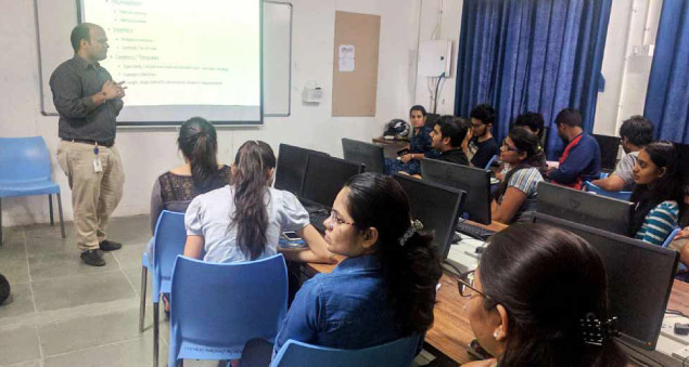 java-navrachana-university-3